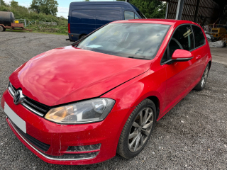 Volkswagen Golf VII 3 dv. 2,0TDI 2013